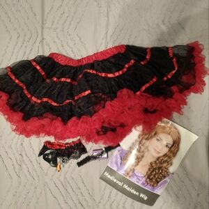 Forum Novelties Incorporated Saloon Girl Costume